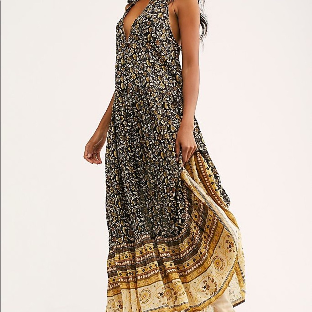 Spell and the Gypsy Dahlia dress